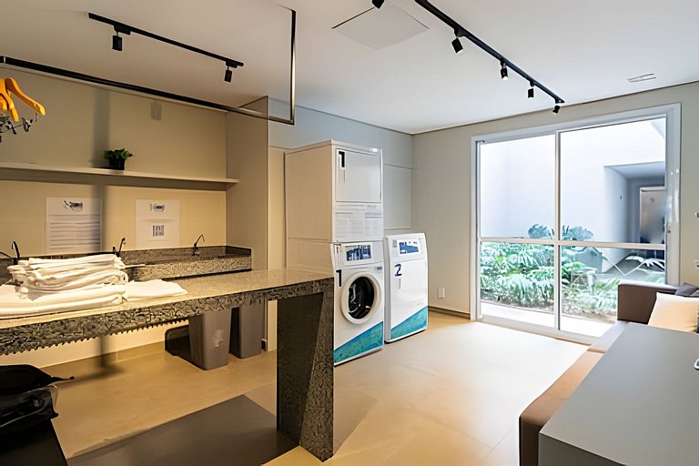 Studio com Varanda no Belenzinho · Piscina