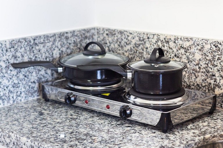 Studio no Coração do Brás | Piscina + Metrô