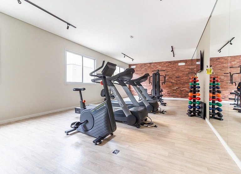 Studio no Coração do Brás | Piscina + Metrô