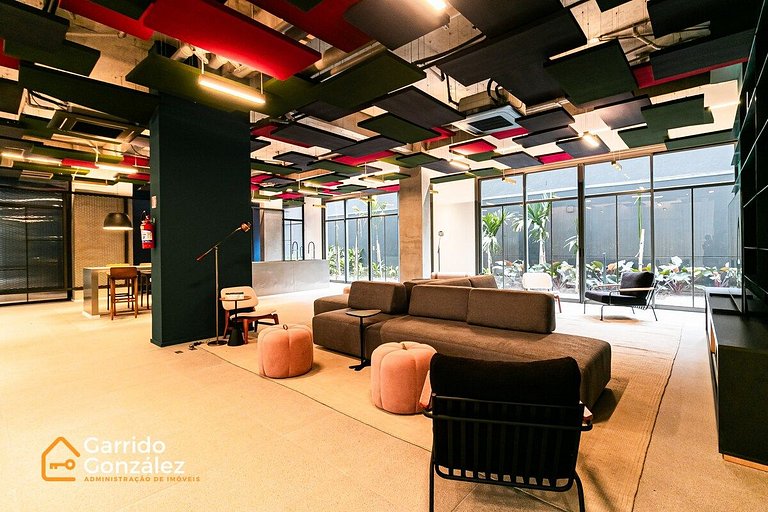 Studio com Piscina no Centro de SP – República