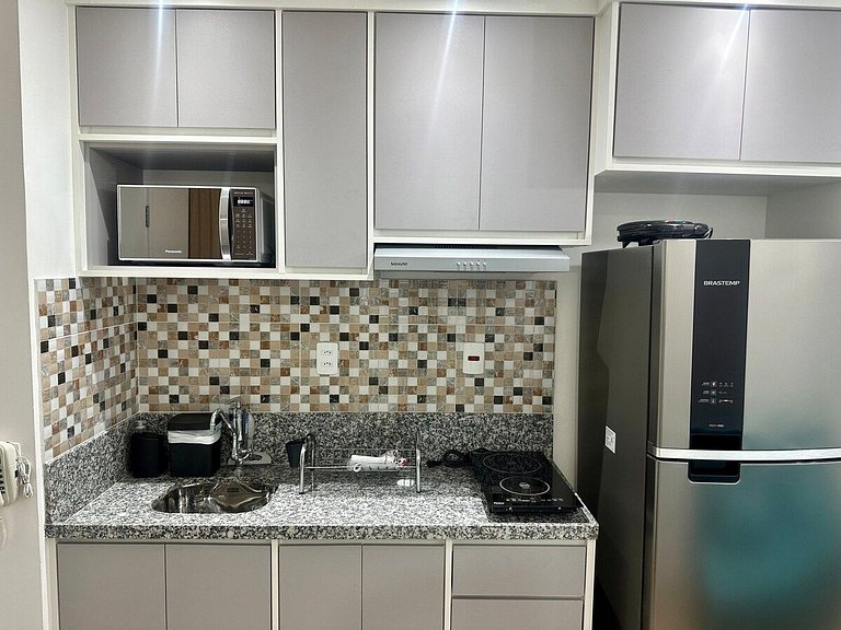Abundante Apartamento no Brás c/Piscina/Metrô Brás