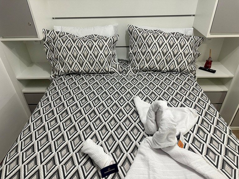 Abundante Apartamento no Brás c/Piscina/Metrô Brás