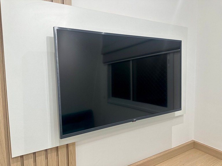 Abundante Apartamento no Brás c/Piscina/Metrô Brás