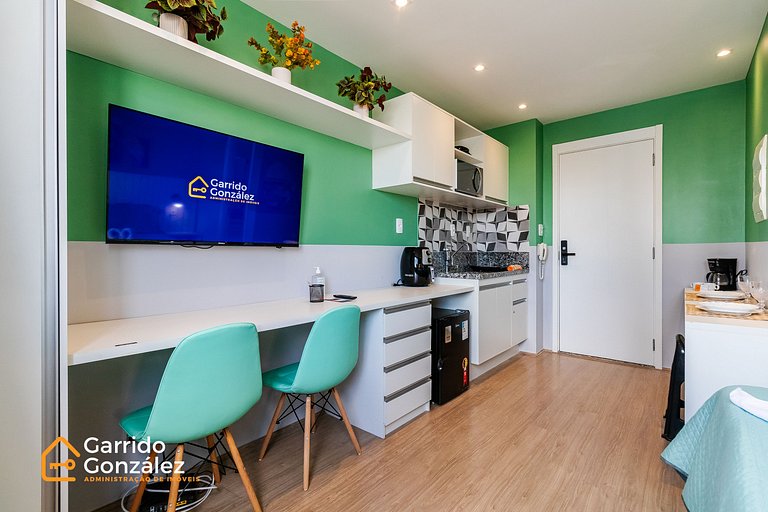 Esmeralda Studio no Brás com Piscina/Metrô Brás