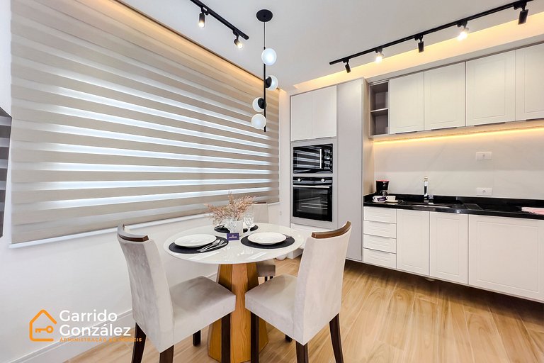 Studio Belíssimo no Mêtro Belém/Com Ar