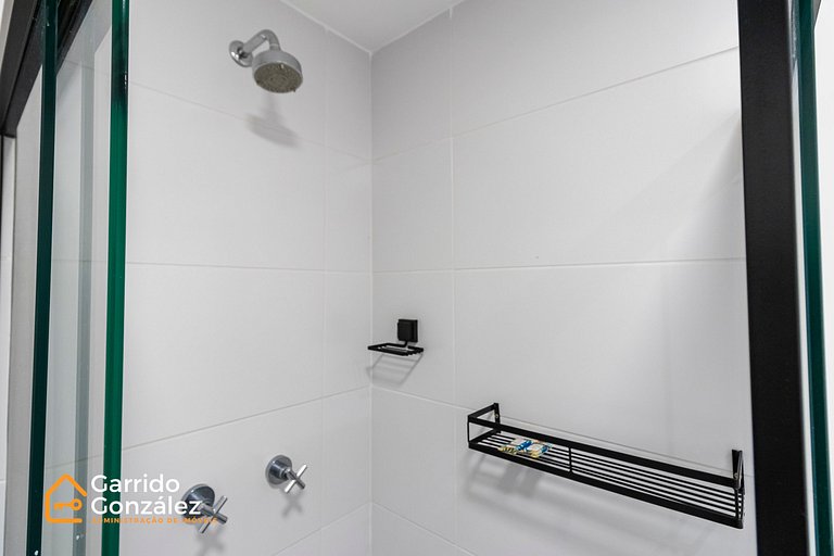 Novo e Fino Studio no Metrô Belém - Com Ar