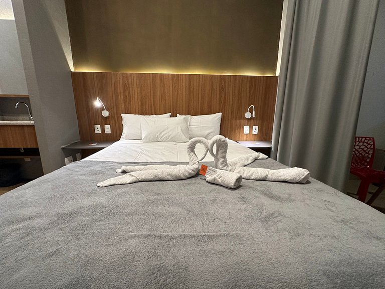 Studio com Piscina e Ar | Vila Madalena