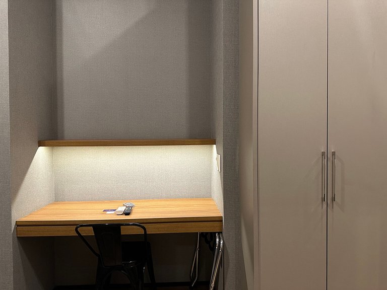 Studio com Piscina e Ar | Vila Madalena