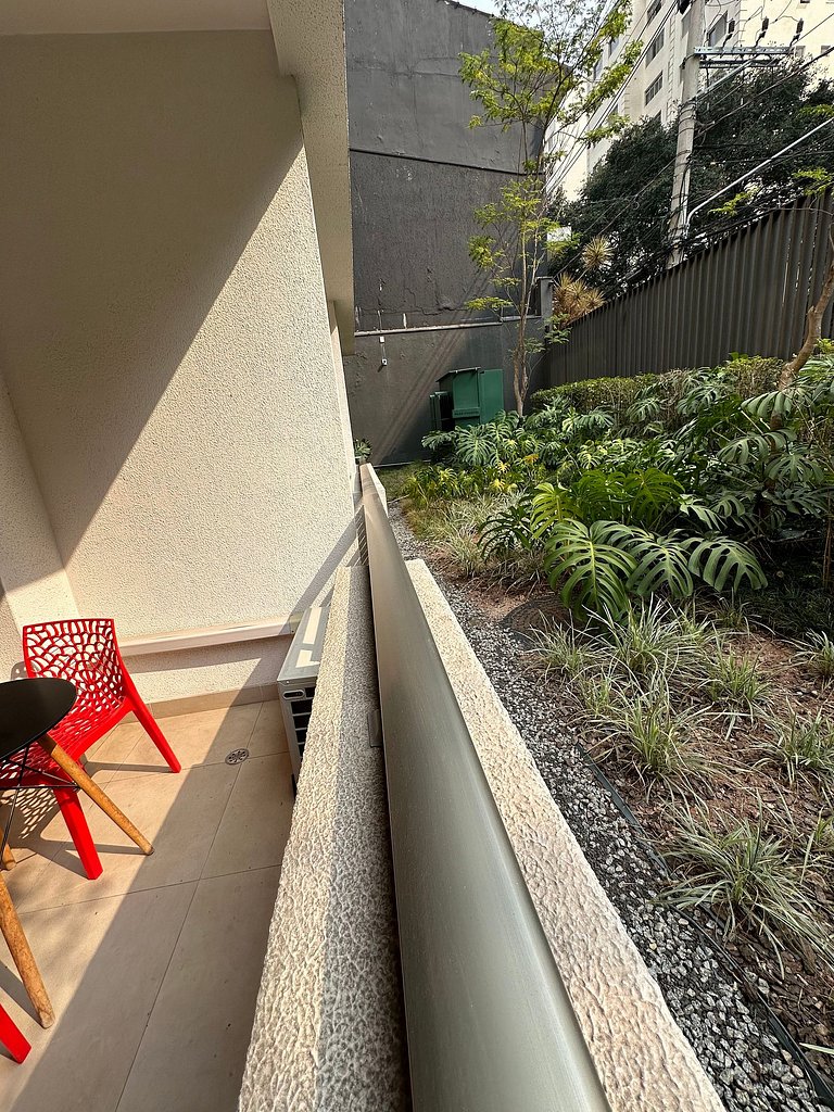 Studio com Piscina e Ar | Vila Madalena