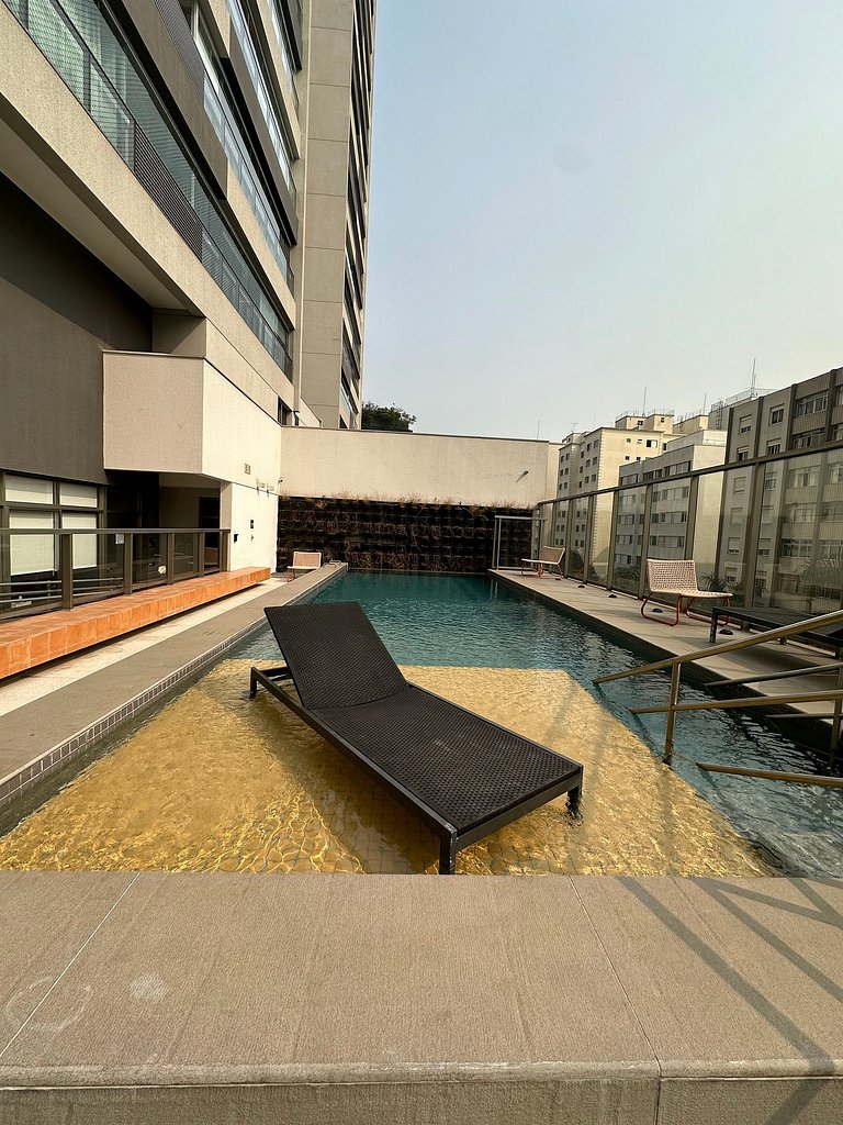 Studio com Piscina e Ar | Vila Madalena