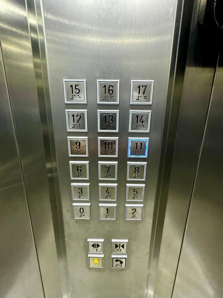 Apto Moema Com Ar/Metrô Eucaliptos