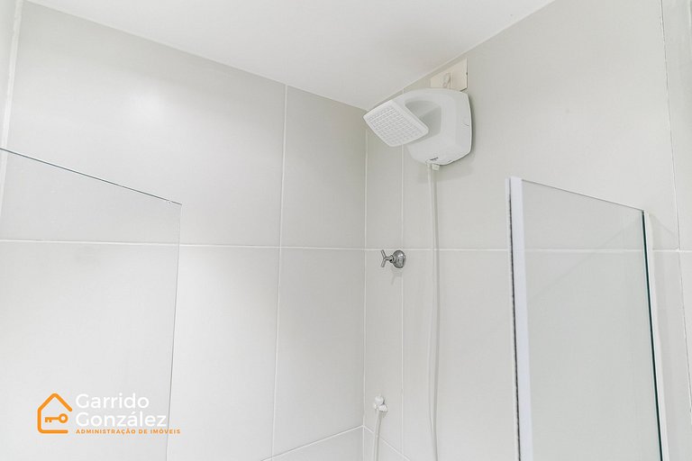 Espetacular Studio na Liberdade - Com Piscina