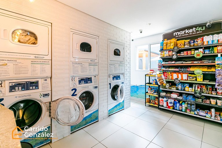 Espetacular Studio na Liberdade - Com Piscina