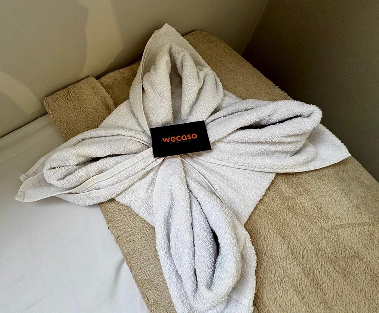 Apto Moema II Com Piscina e Ar/Metrô Eucaliptos