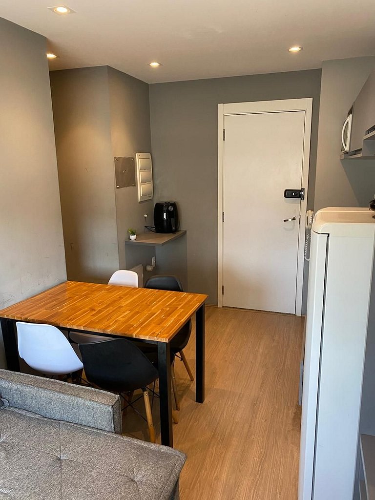 Grande Apartamento C/Piscina - Metrô Brás