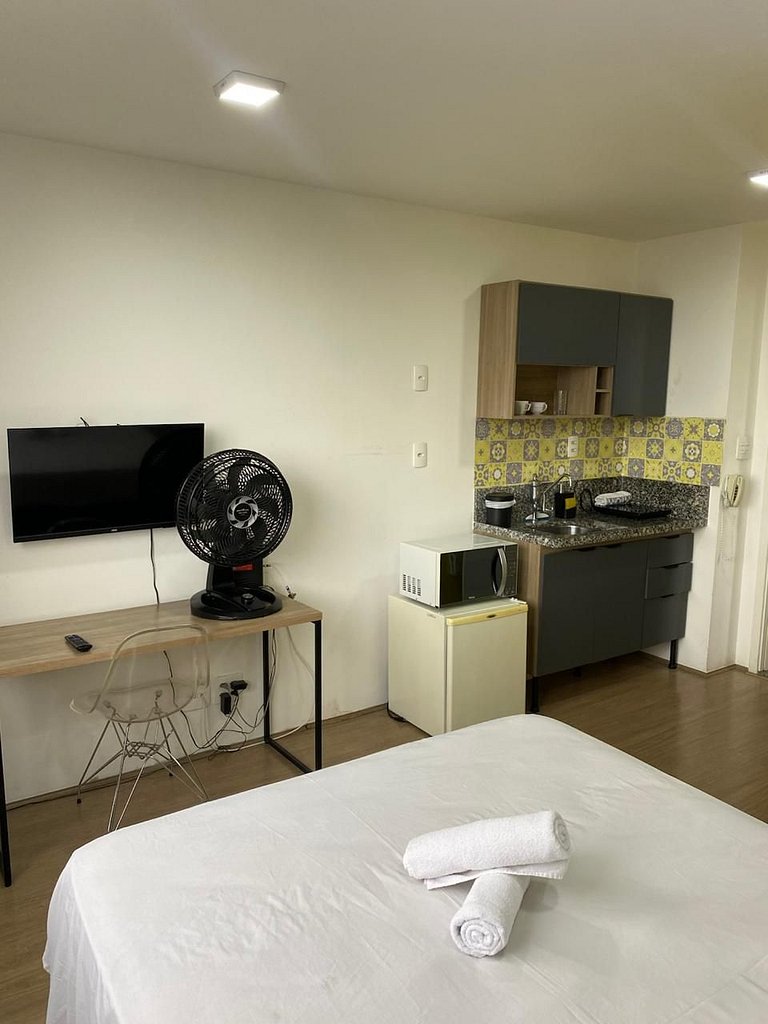 Calmo Studio no Brás com Piscina/Metrô Brás