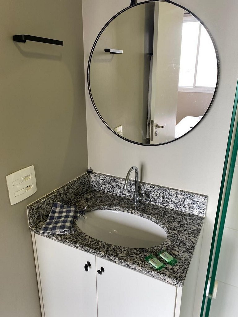 Studio Moderno no Brás com Piscina | 2 min Metrô