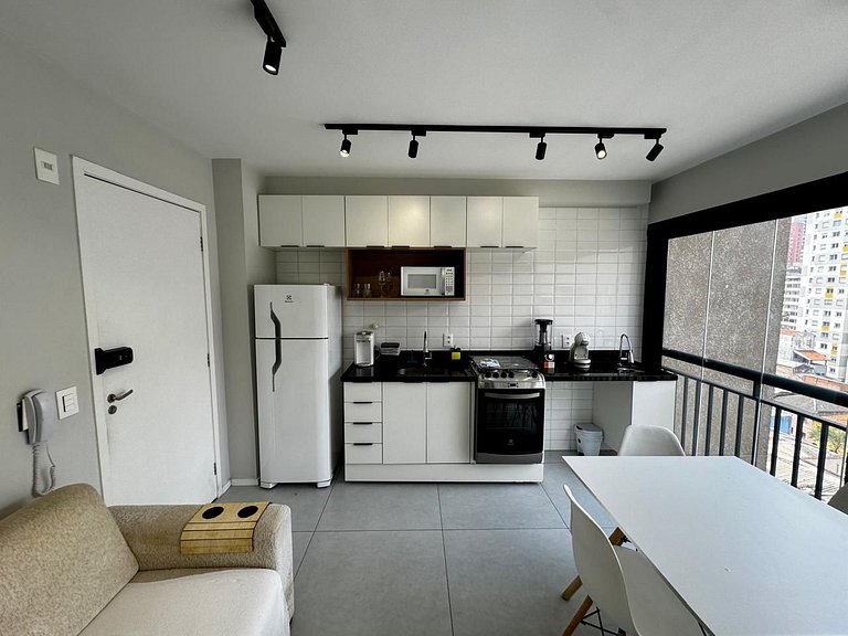 Extraodinário Studio na Liberdade - Com Piscina