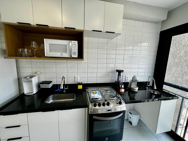 Extraodinário Studio na Liberdade - Com Piscina