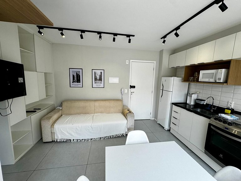 Extraodinário Studio na Liberdade - Com Piscina