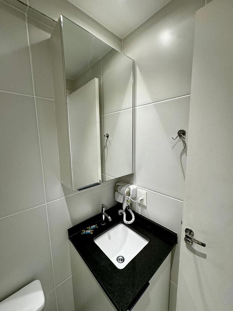 Extraodinário Studio na Liberdade - Com Piscina