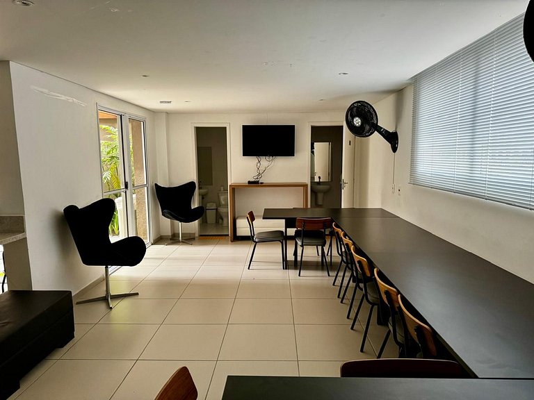 Extraodinário Studio na Liberdade - Com Piscina