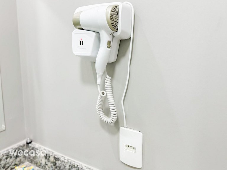 Familia Apartamento no Brás com Piscina/Metrô Brás