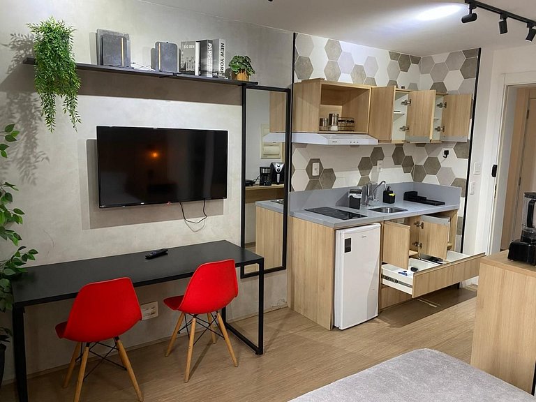 Lindo Studio no Brás com Piscina/Metrô Brás