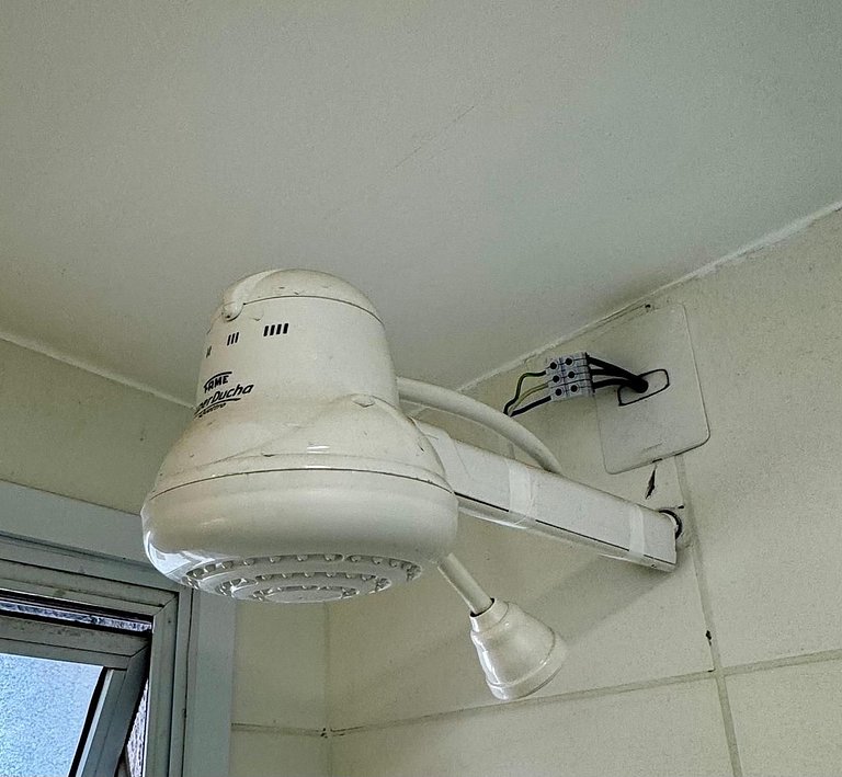 Apê com 2 quartos perto do Metrô Belém