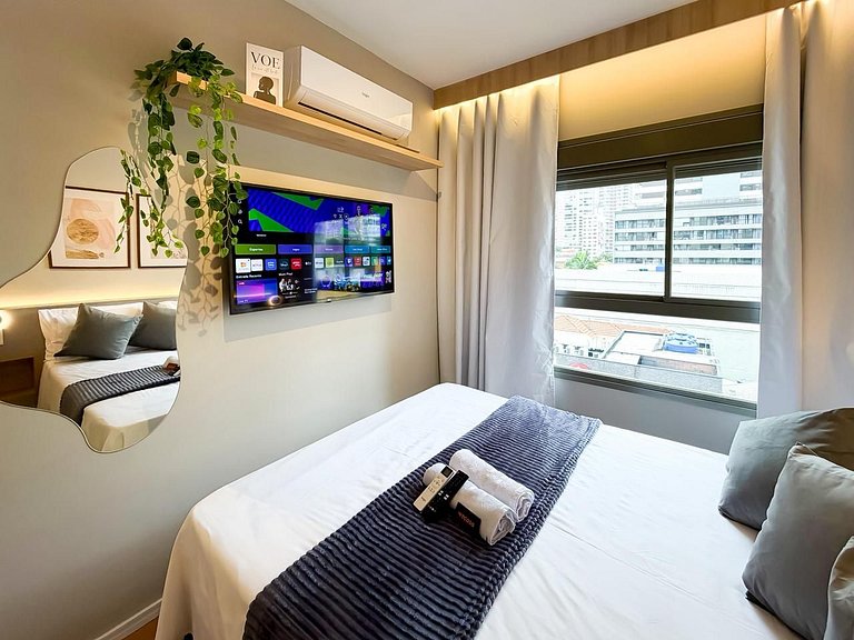 Apê Moderno c/ Ar + Vista – Próx. Allianz Parque