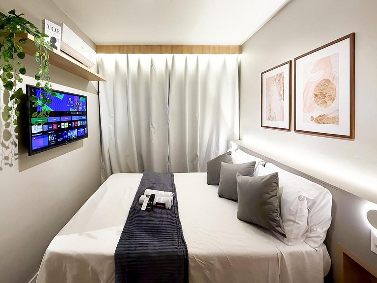 Apê Moderno c/ Ar + Vista – Próx. Allianz Parque