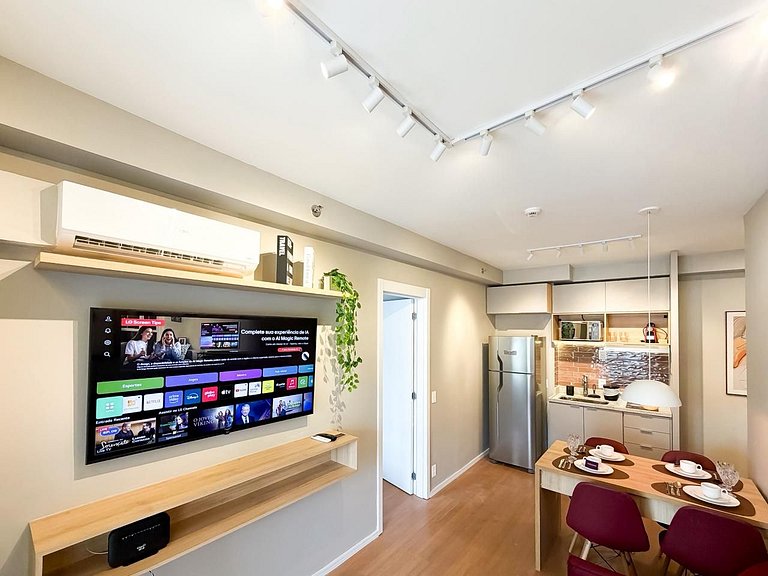 Apê Moderno c/ Ar + Vista – Próx. Allianz Parque