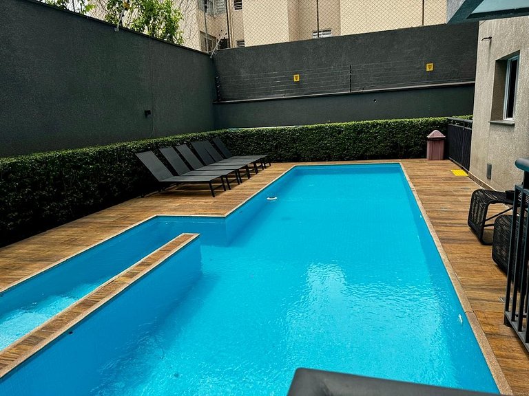 Apê charmoso para 4 • Próx. Metrô Liberdade - Sé