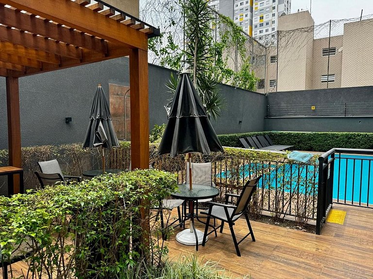 Apê charmoso para 4 • Próx. Metrô Liberdade - Sé