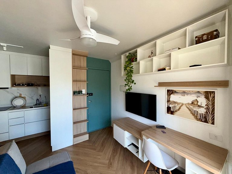 Apê charmoso para 4 • Próx. Metrô Liberdade - Sé