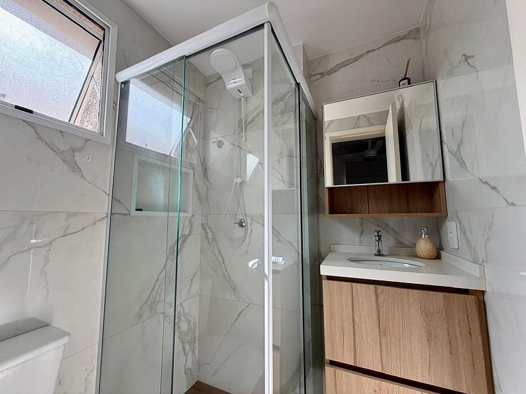 Apê charmoso para 4 • Próx. Metrô Liberdade - Sé