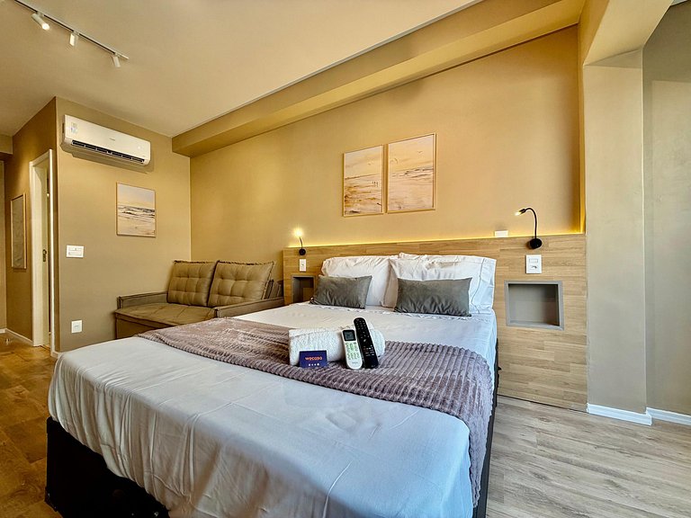 Studio I Oscar Porto com Piscina – Bem Localizado!