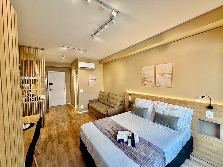 Studio I Oscar Porto com Piscina – Bem Localizado!