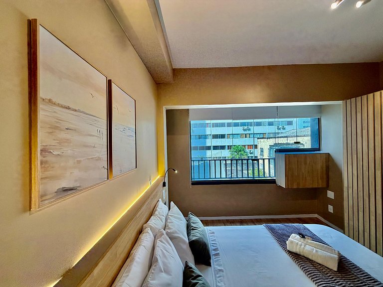 Studio I Oscar Porto com Piscina – Bem Localizado!