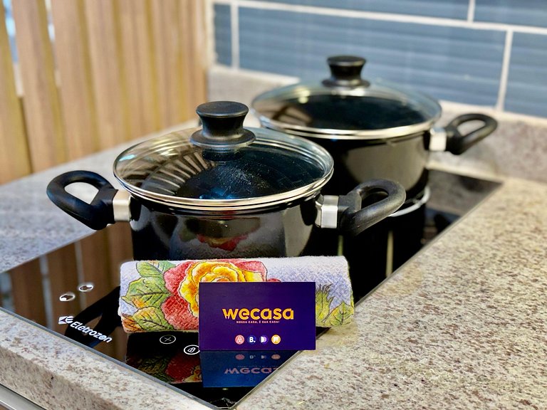 Studio I Oscar Porto com Piscina – Bem Localizado!