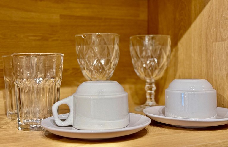 Studio I Oscar Porto com Piscina – Bem Localizado!