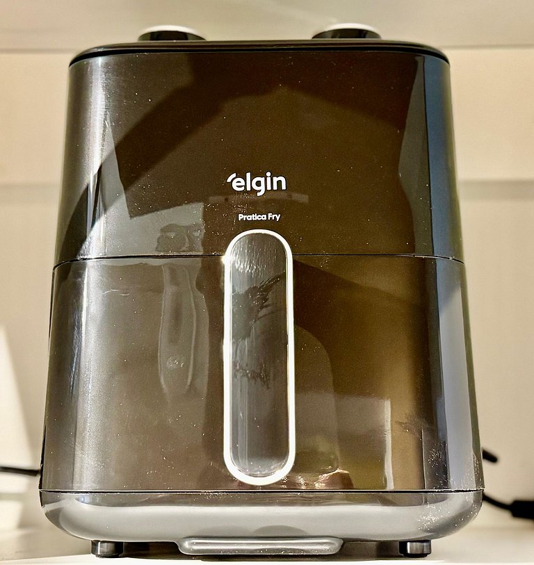 Studio I Oscar Porto com Piscina – Bem Localizado!