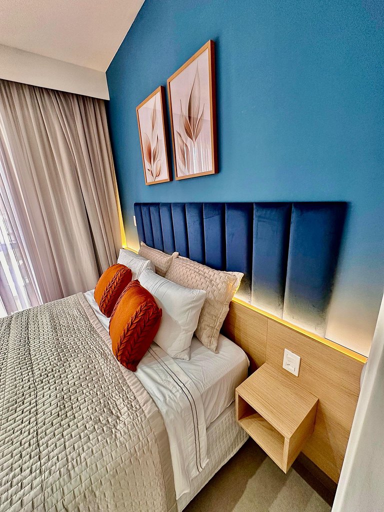 Lindo Studio Completo c/ Varanda • Metrô Bresser