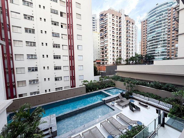 Apê Novo c/ Ar + Vista – Próx. Allianz Parque