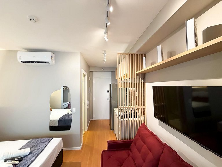 Apê Novo c/ Ar + Vista – Próx. Allianz Parque