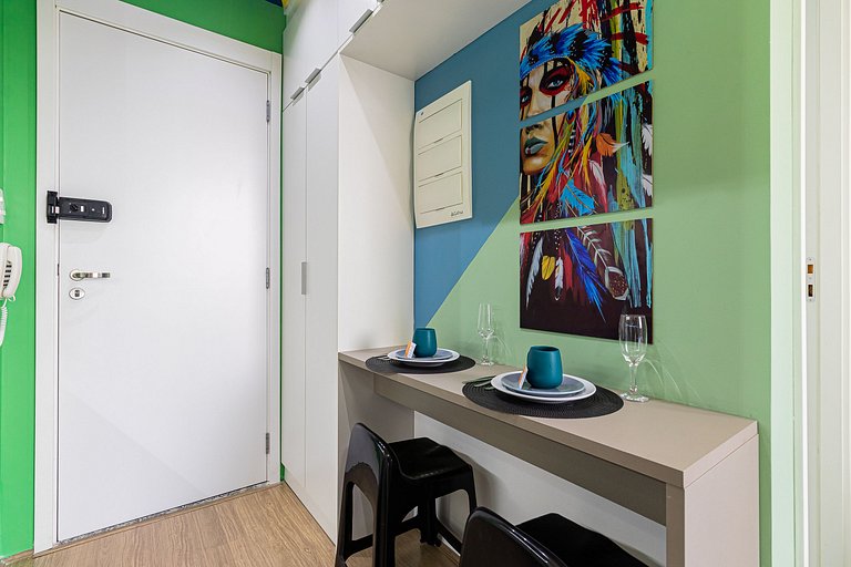 Studio Premium ao Lado do Metrô Brás | Piscina